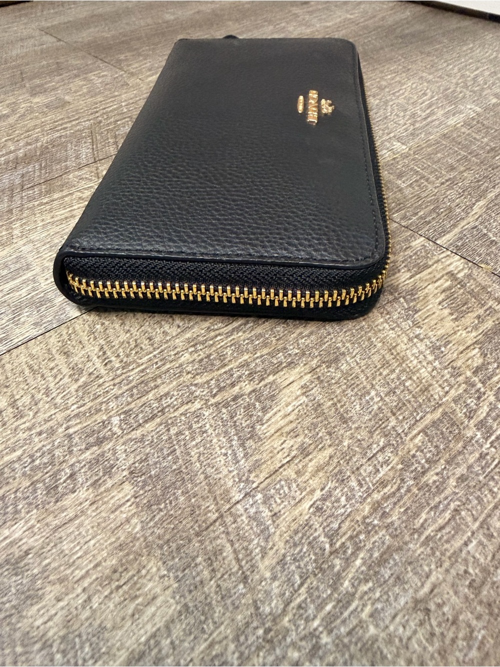 Coach Black Pebbled Leather Zip Wallet with Gold Logo - Picture 4 of 7